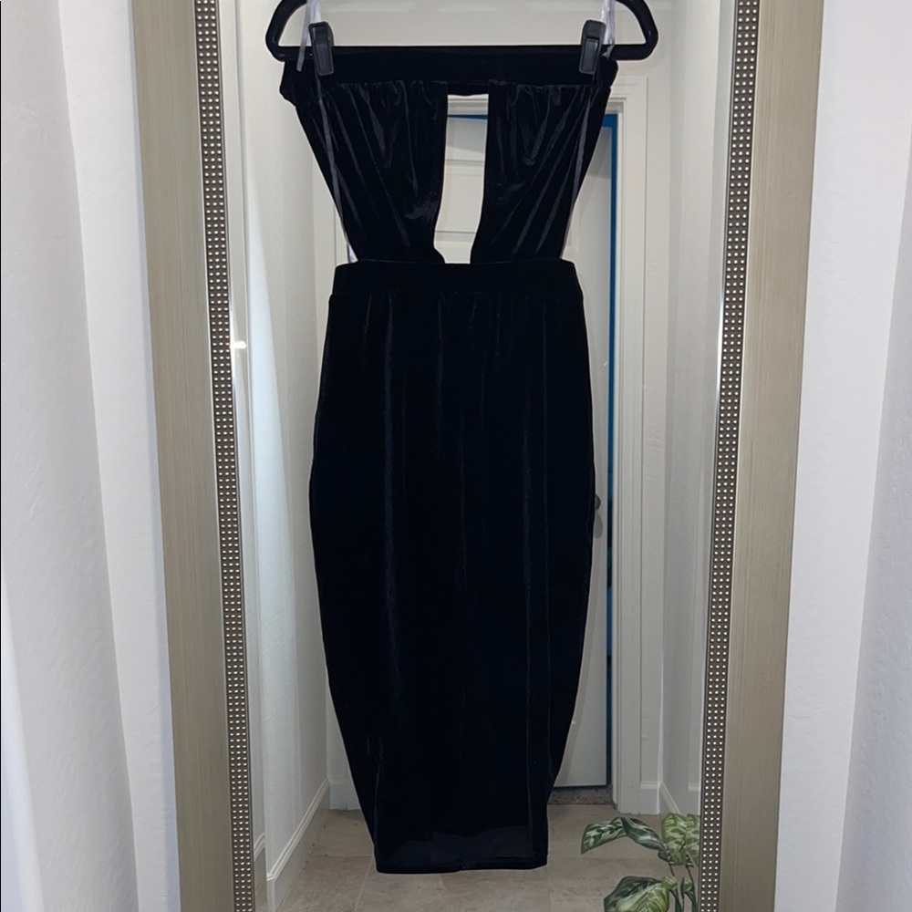Velvetine Black Dress
